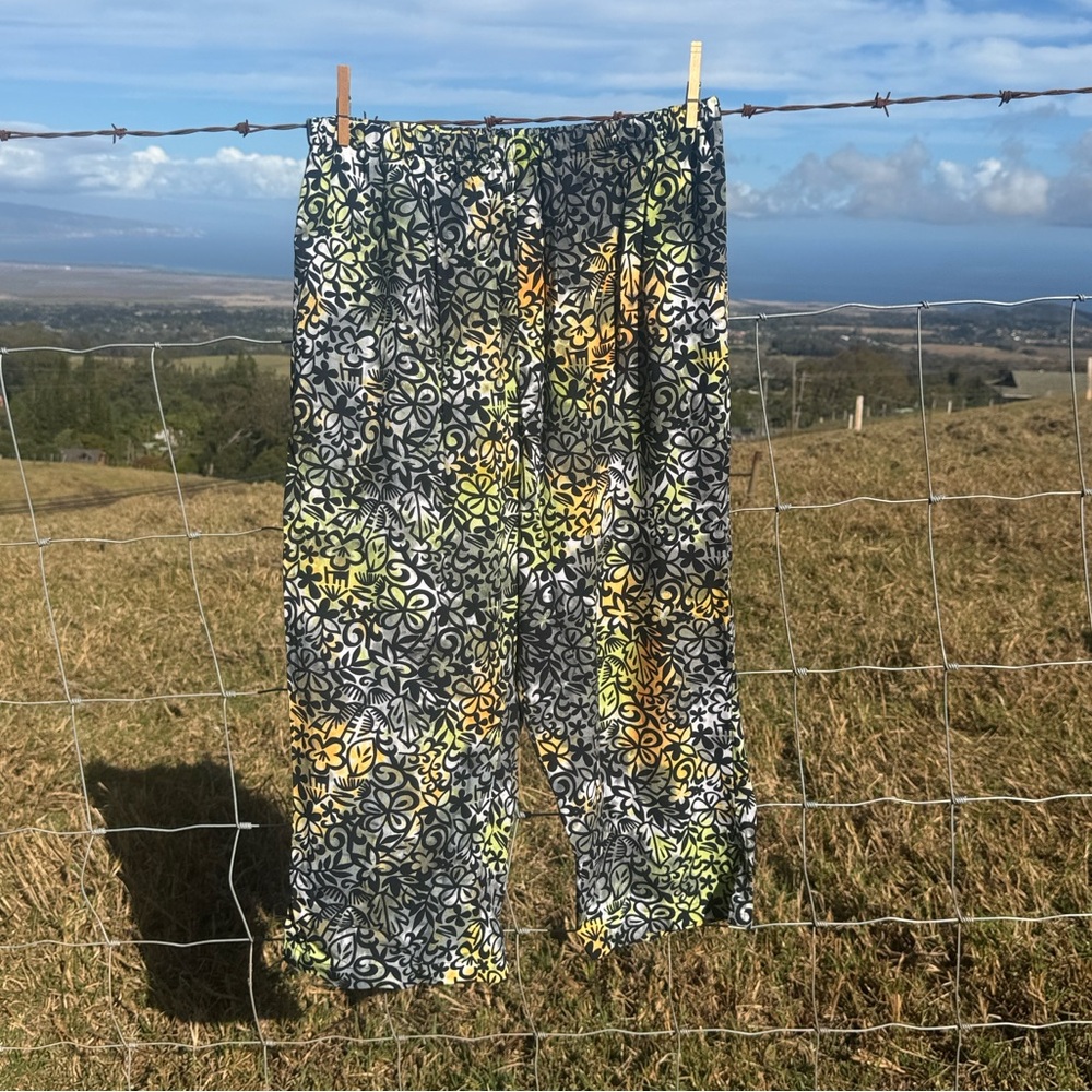 Floral Patterned Women's Pants